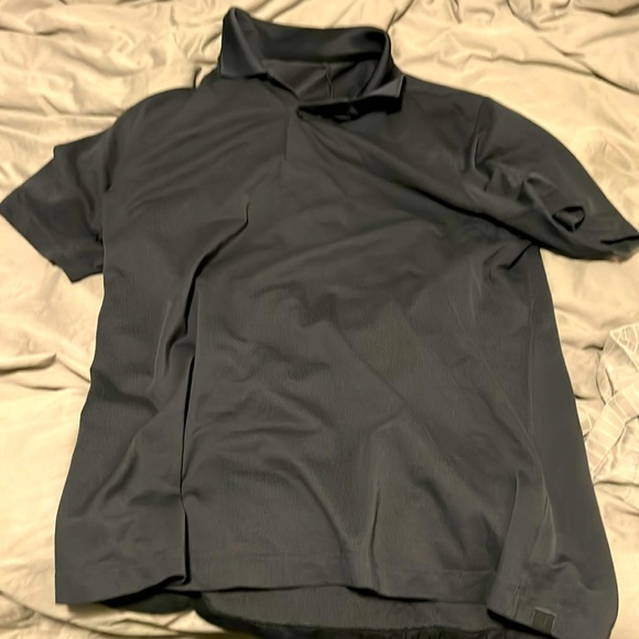 Lulu lemon collared shirt. - Picture 1 of 1